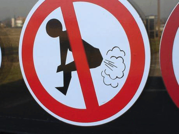 A no farting road sign